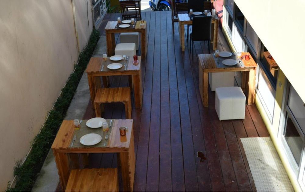 Zone6 Coworking Beach Apartment Old 2W Beach Hostel, Koh Samui Bophut Extérieur photo