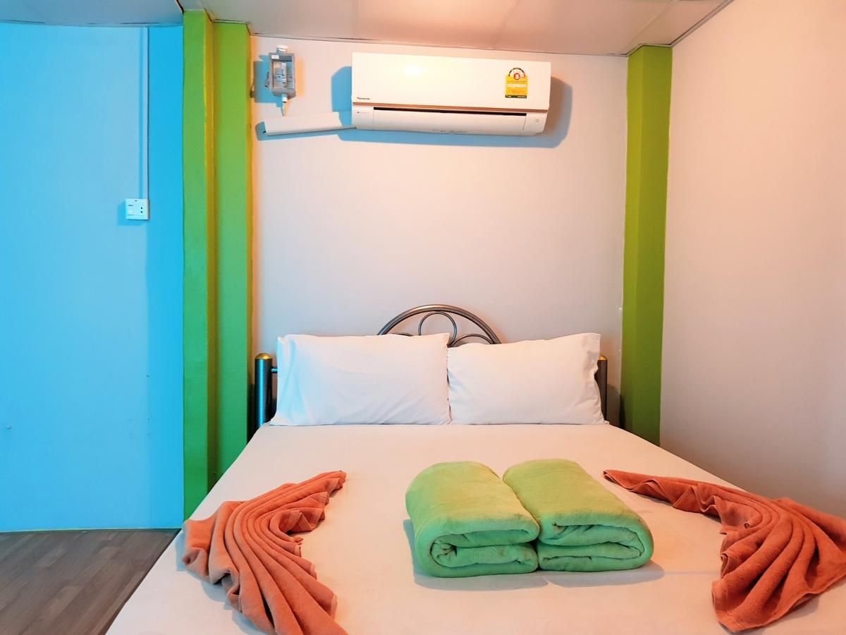 Zone6 Coworking Beach Apartment Old 2W Beach Hostel, Koh Samui Bophut Extérieur photo