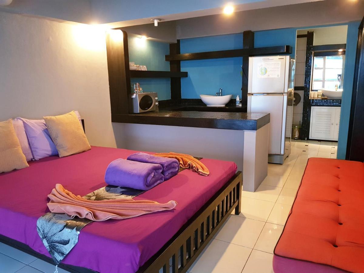 Zone6 Coworking Beach Apartment Old 2W Beach Hostel, Koh Samui Bophut Extérieur photo
